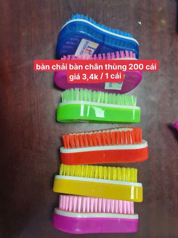 Bàn Chải Chà Chân